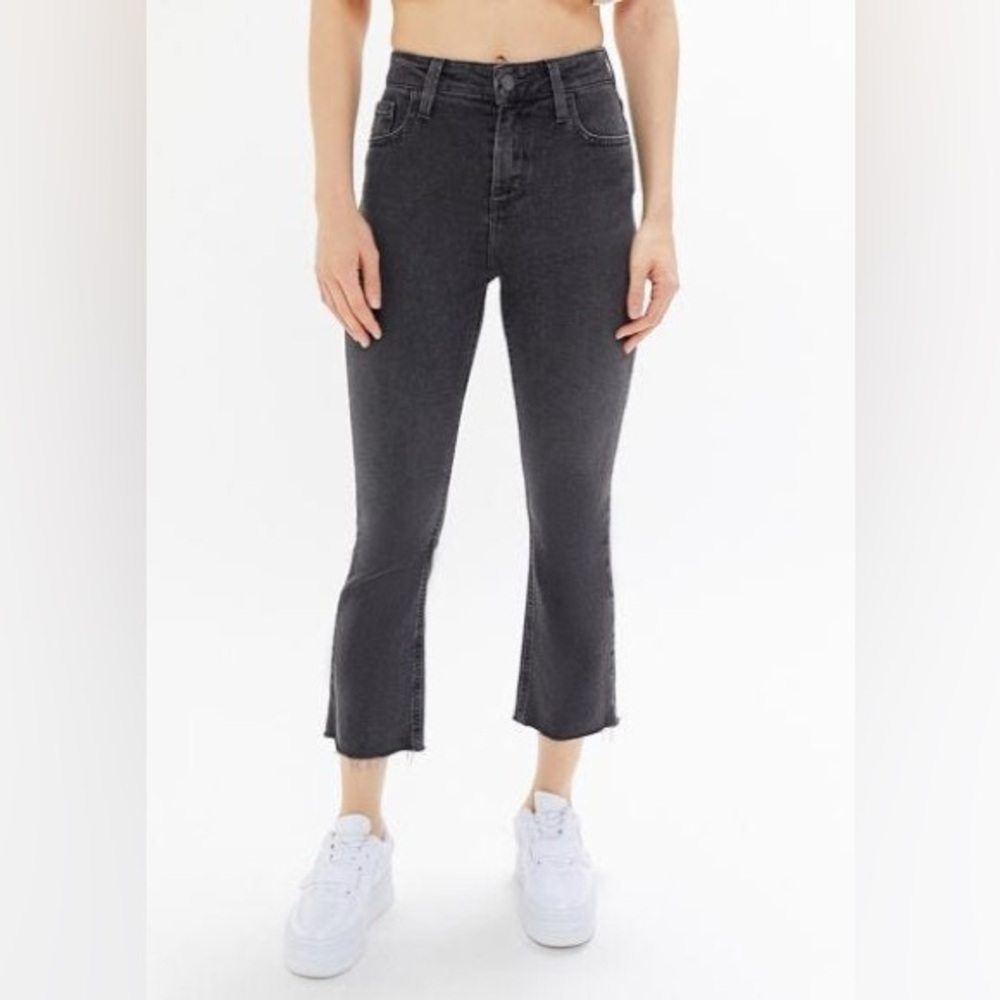 BDG Urban Outfitters High Rise Cropped Kick Flare Jeans Black Wash Raw Hem Sz 32
